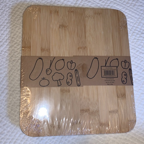 NWT Core Home Bamboo Serve Set, Cutting Bord, Tongs and Spatula - Picture 3 of 5